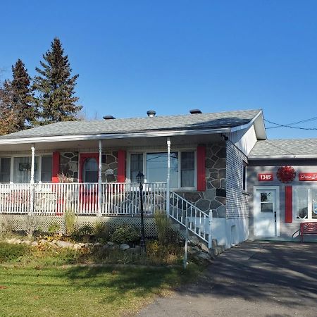 Atelier Galerie Anne Drouin Peinture&Pension Sainte-Julie Exterior foto